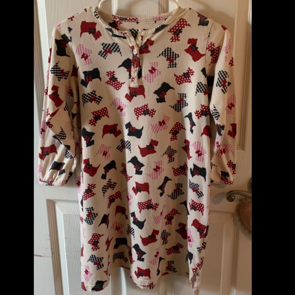 “DREAMS” Little Girls Pajama Gown         Size 10/12
